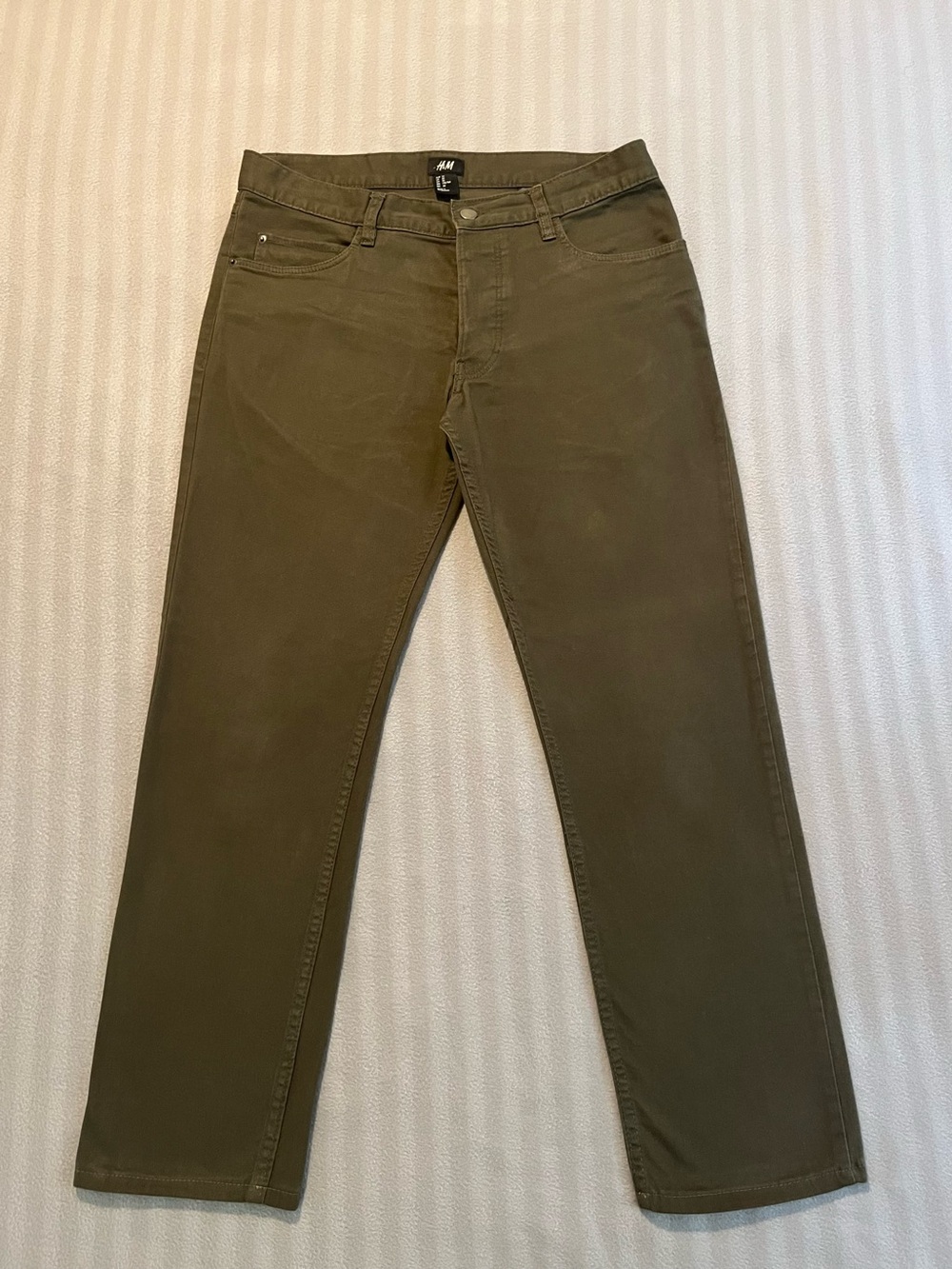 H&M Men's Straight Jeans in Olive